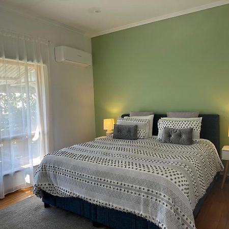 Jack'S House 2 B&B In Mill Street Clare Eksteriør bilde